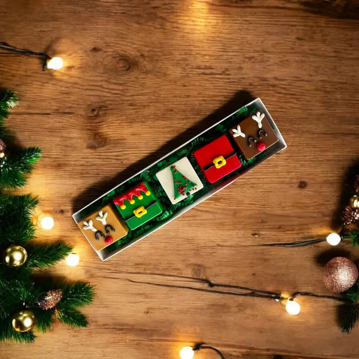 Peanut Butter Truffles: Holiday Edition